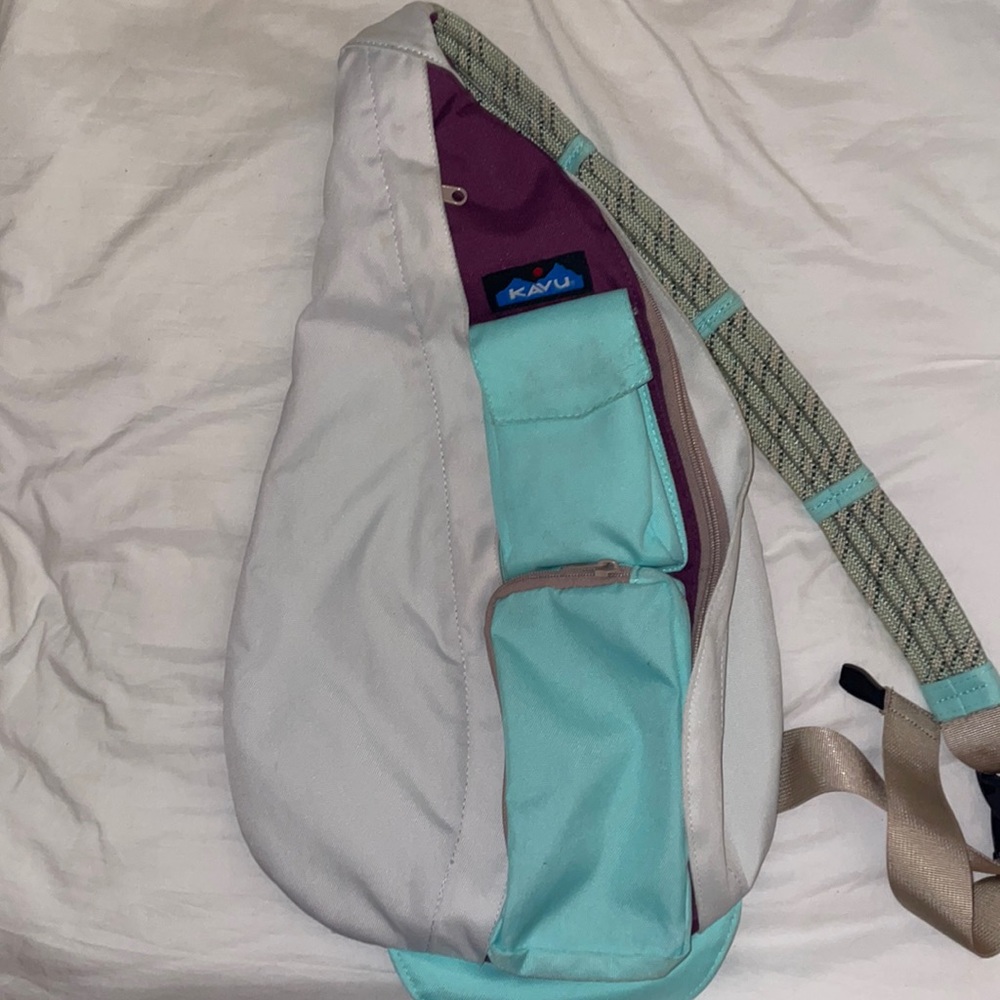 Kavu purple shoulder bag
